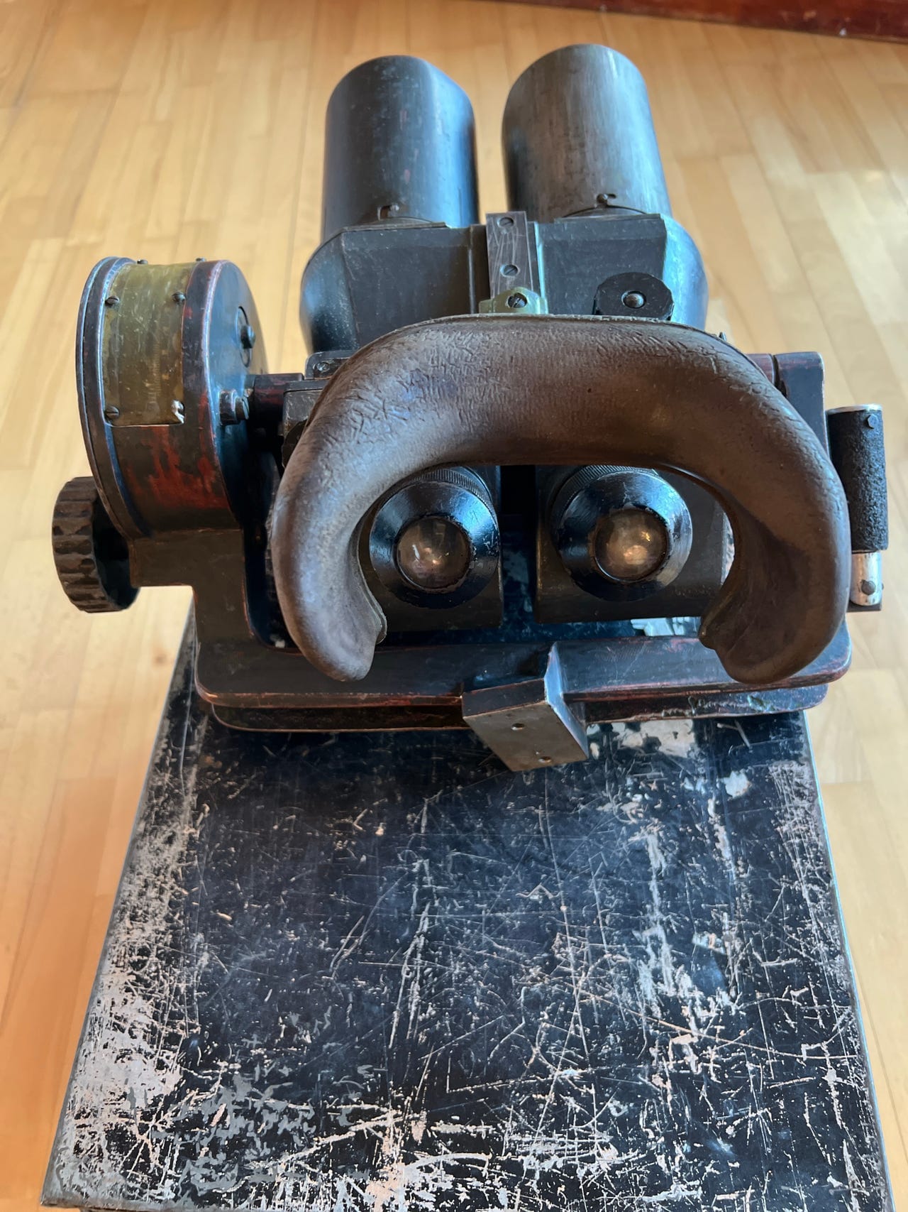 Original WWII German D.F. 10×80 Binoculars - Image 3