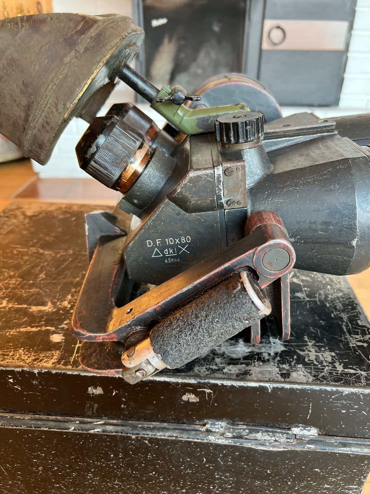 Original WWII German D.F. 10×80 Binoculars - Image 5