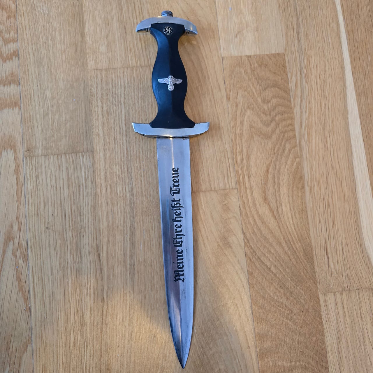 Original German SS Service Dagger by Carl Eickhorn, Solingen - Image 5