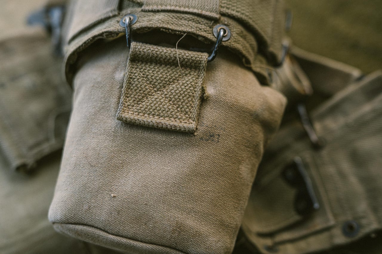 WWII Soviet SSH-36 Helmet – Original Red Star Badge - Image 2