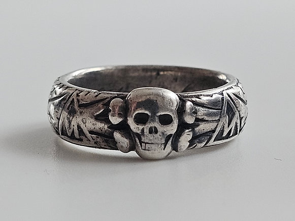 Rare original SS Totenkopfring (Death’s Head Ring) - Image 2