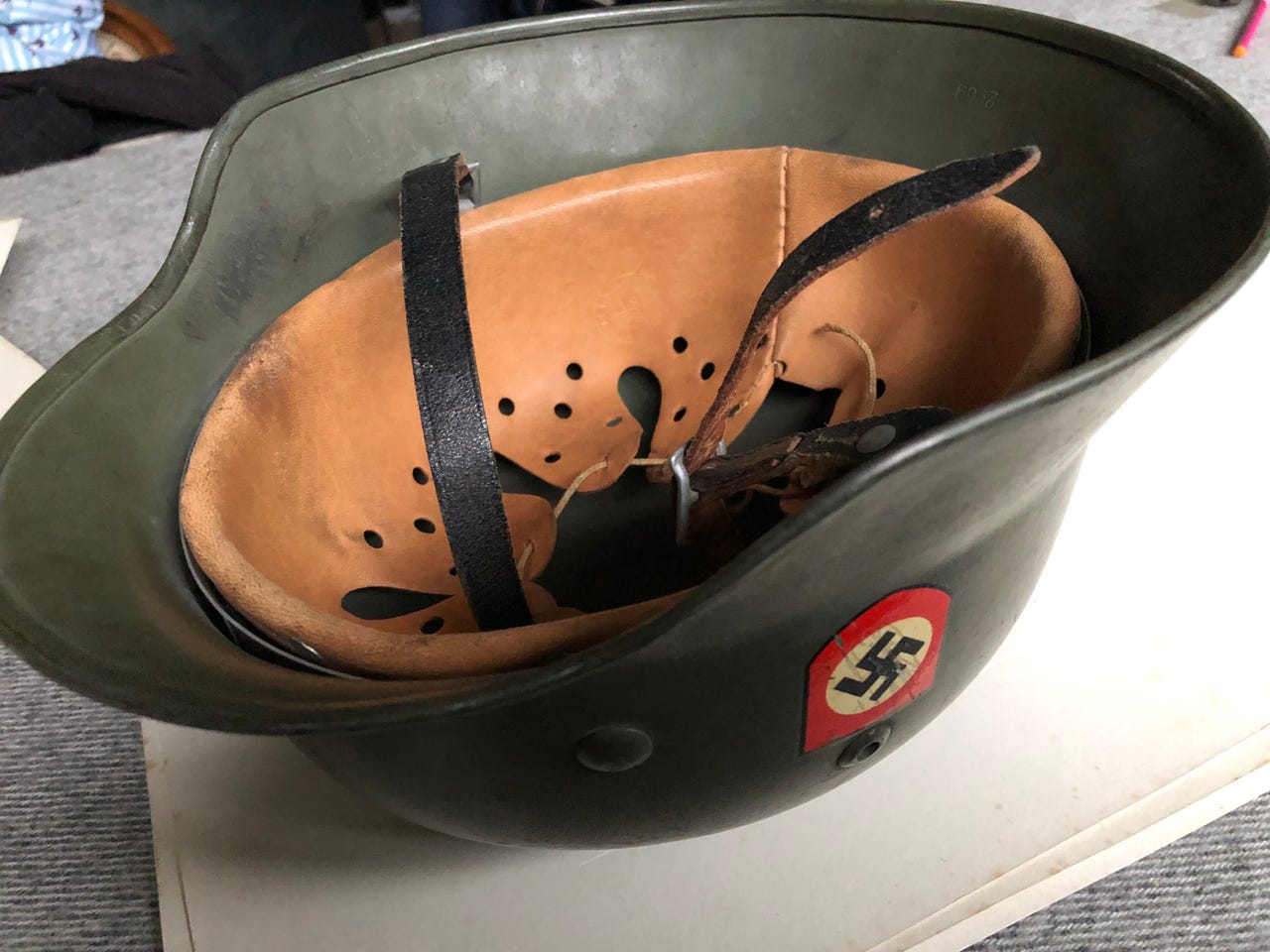 Zeiss blc Wehrmacht 12×60 Binoculars - Image 2