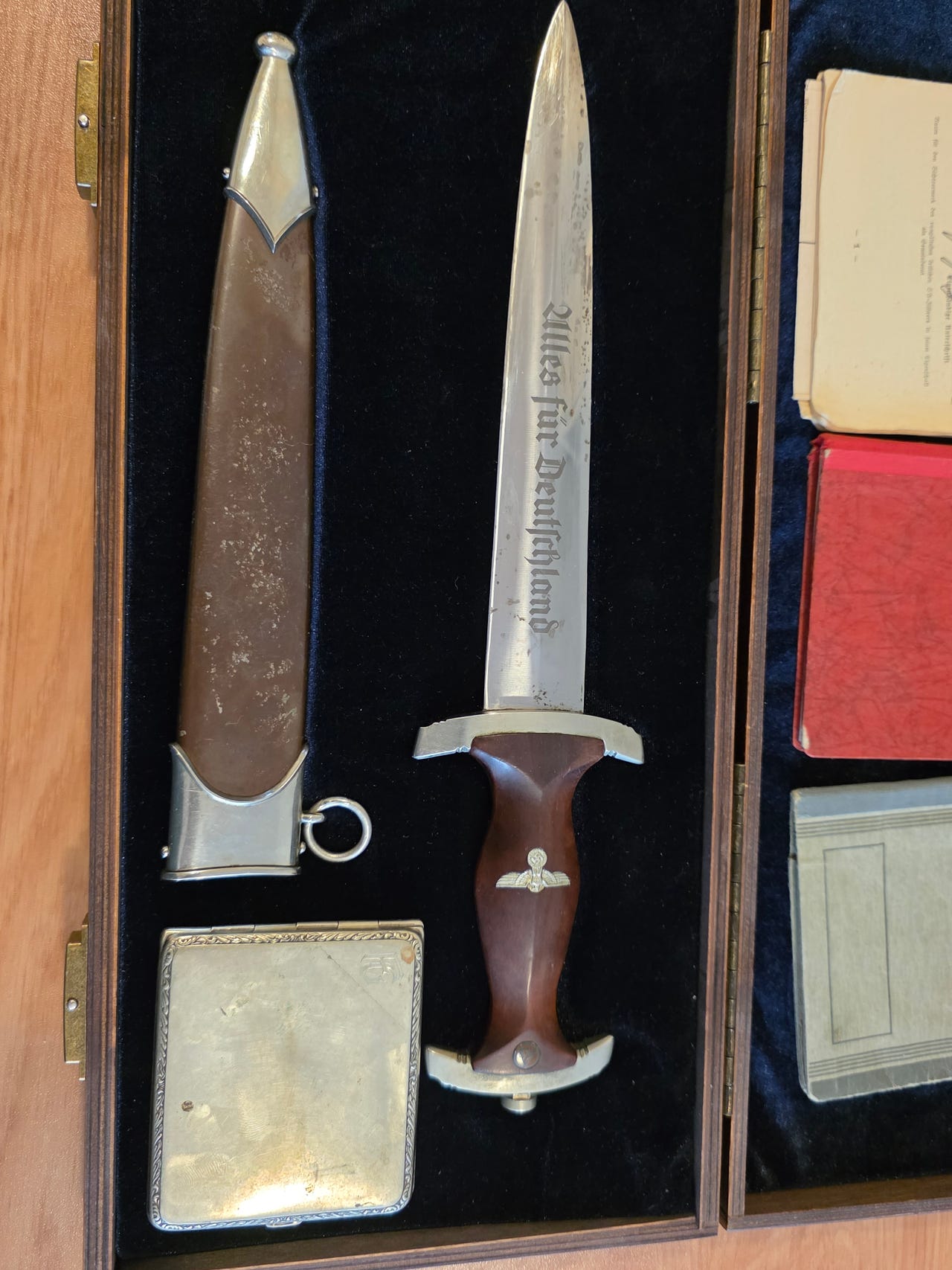 Original WW2 SA Dagger by Hammesfahr Cie Solingen with Documents - Image 7