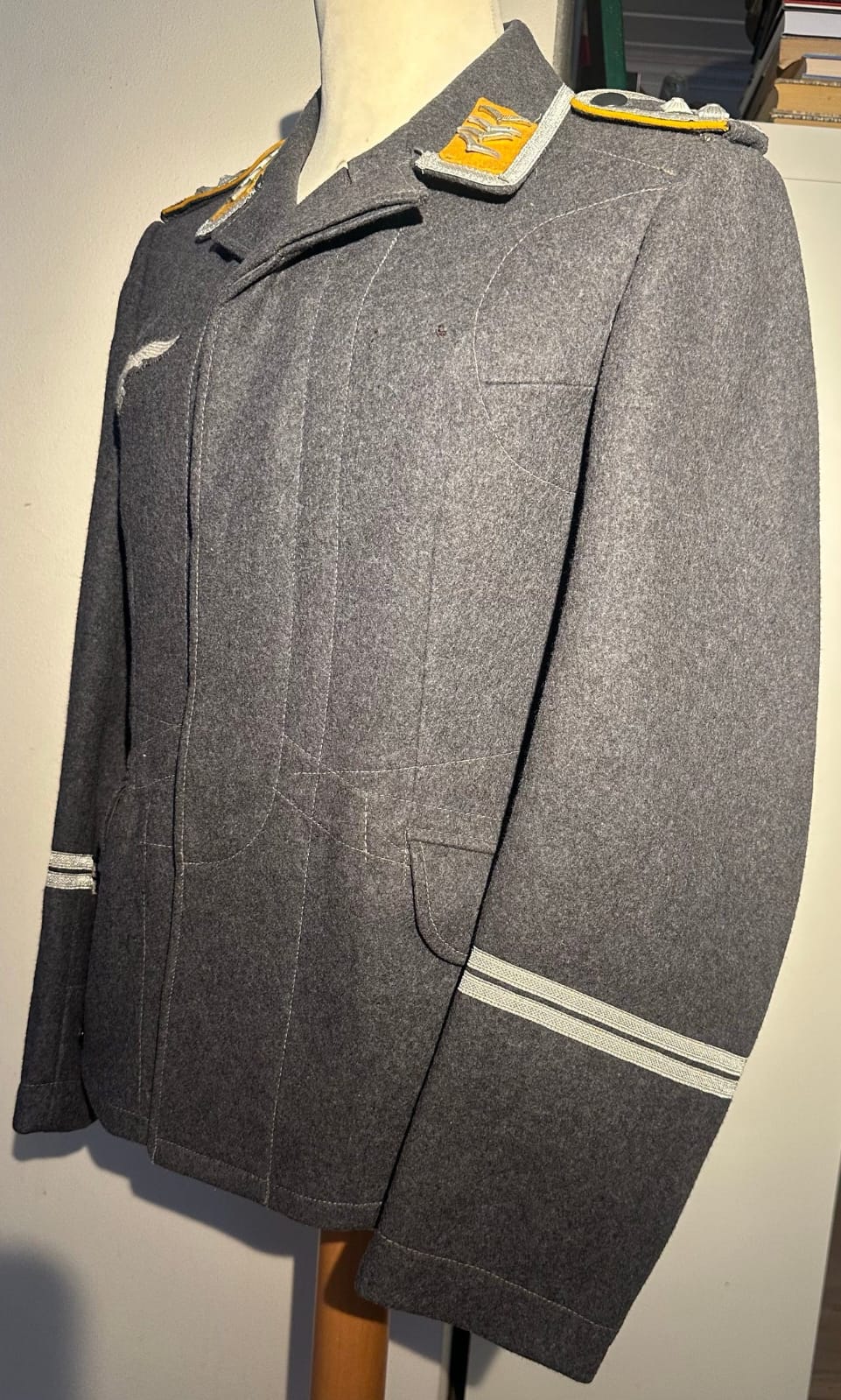 Original World War II German Luftwaffe Flight Blouse issued to a Sergeant - Image 5