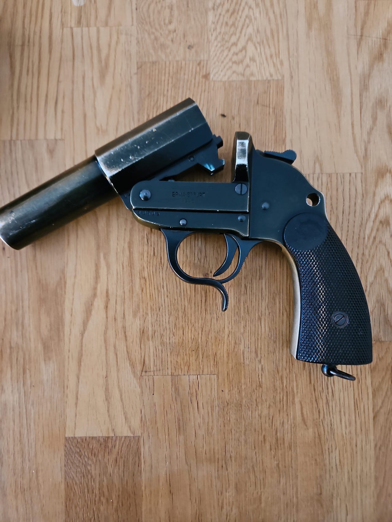 Original WW2 German Signal Pistol - Image 6