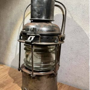 An original 360° Kriegsmarine anchor/navigation light from World War II, 1943