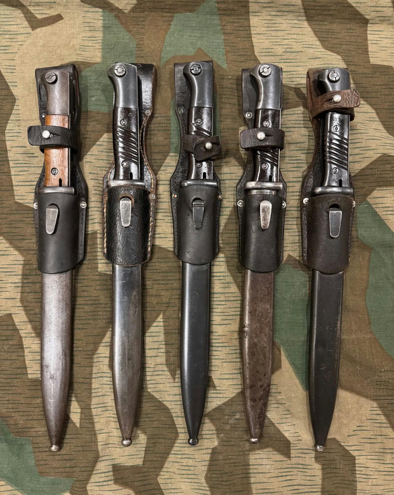 Collection of 5 German Mauser K98k Bayonets – WWII German Militaria, Matching Numbers, 1937–1940